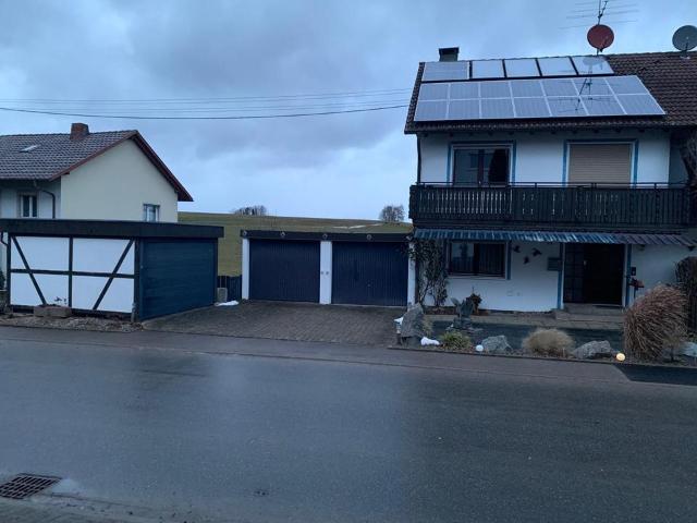 Doppelhaushälfte