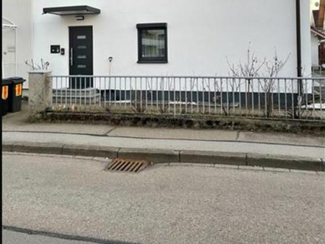 Doppelhaushälfte