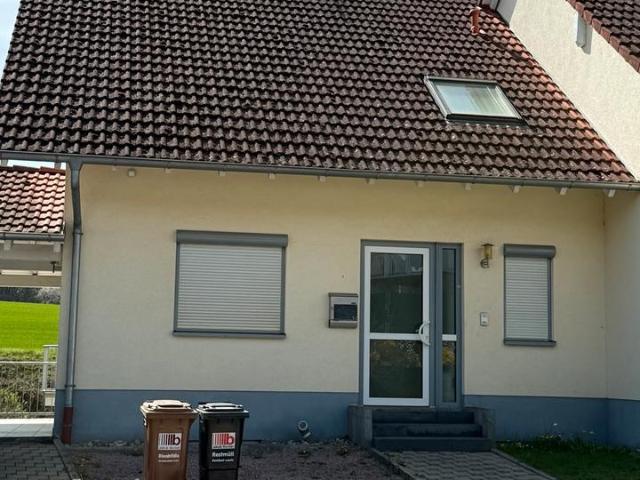 Doppelhaushälfte