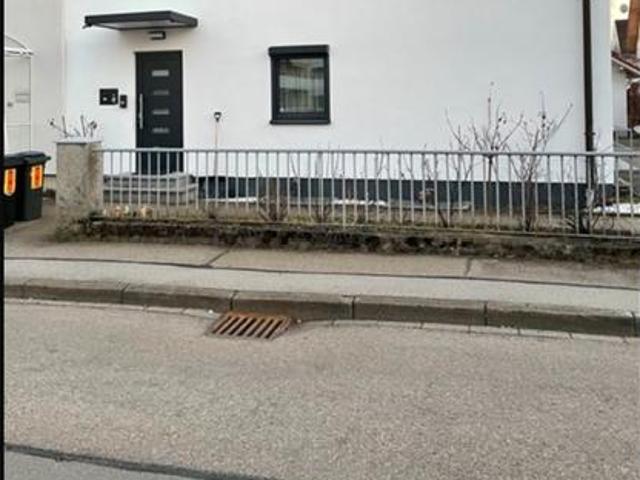 Doppelhaushälfte