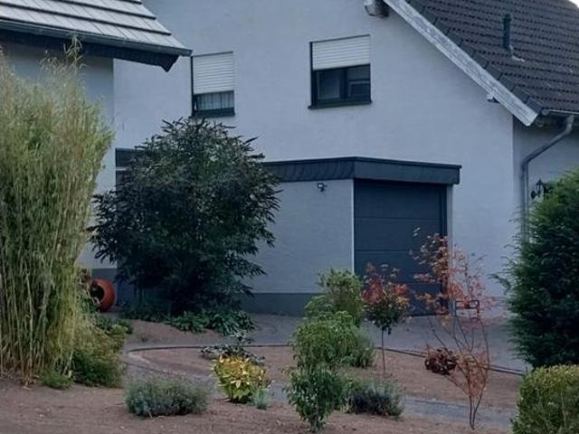Doppelhaushälfte