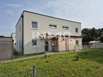 Haus mieten in Bezirk Lilienfeld - Parkplatz