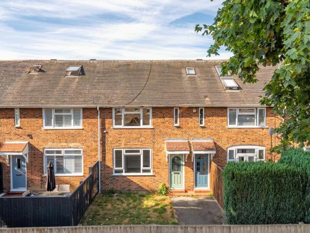 Dorts Crescent, Church Fenton, Tadcaster LS24, 2 bed semi detached house to rent, £1,000 pcm | PrimeLocation