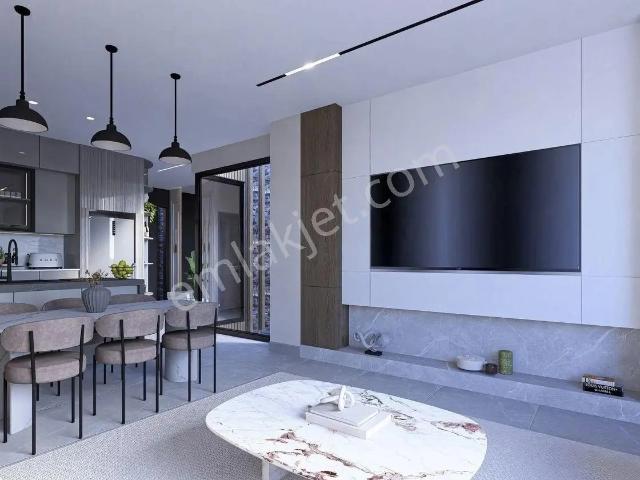 Dörttepe'de Satılık Boğaz Manzaralı Müstakil Havuzlu Villa