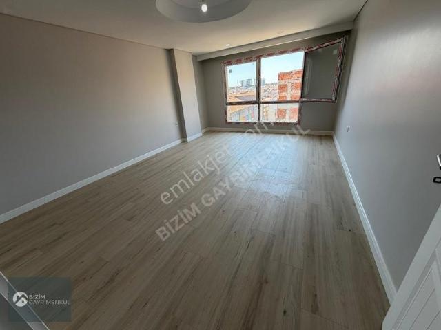 Dörtyol Meydana Yakın Giyinme Odalı 3+1 Satılık Ultra Lüks Daire