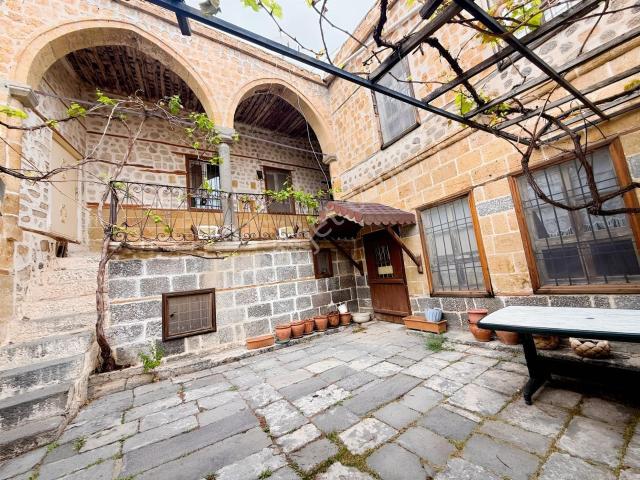 Dora Gayrimenkul'den Fertek De En Güzel Yerde Müstakil Taş Ev