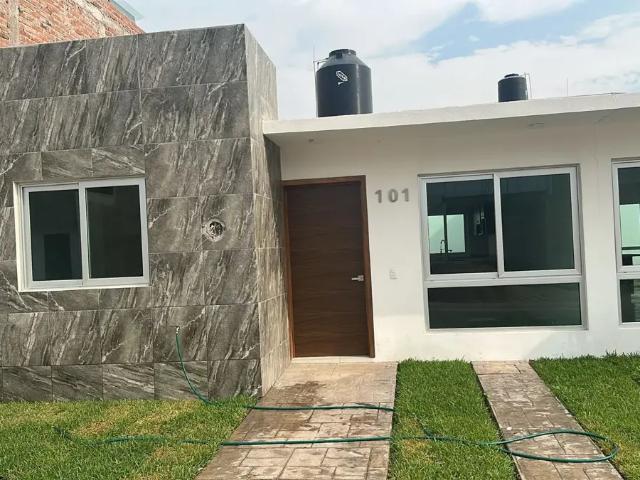 Dora Pelayo Vende Casa en Jardín de las Azaleas #101 Tel. 3173874302