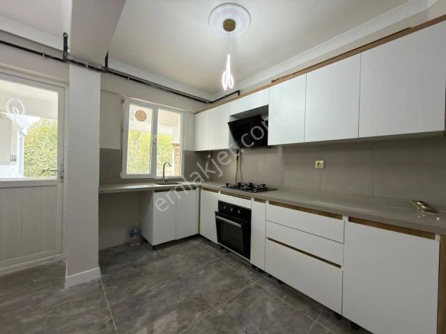 Doradan Doktorlar Sitesi Yanı Satılık 3+1 Ara Kat Ön Cephe Daire