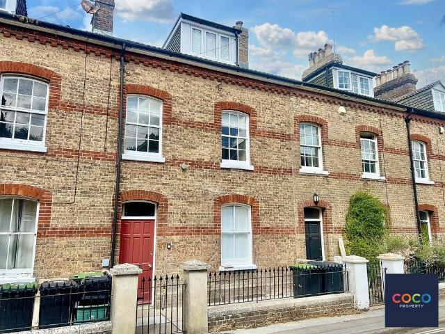 Dorchester, Dorset DT1 Studio to rent £925 pcm £213 pw