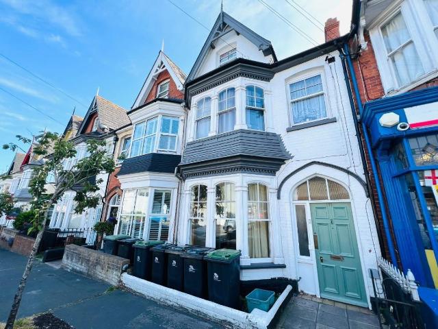 Dorchester Road, Weymouth DT4, Studio to rent, £700 pcm | PrimeLocation