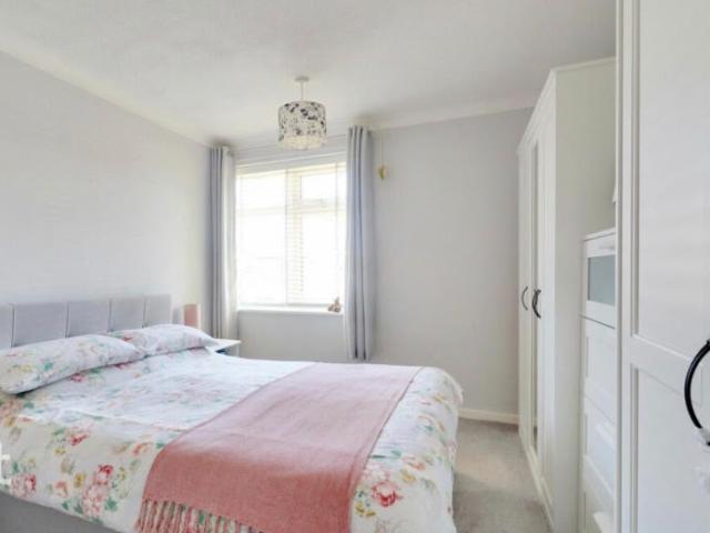 Dordells, Basildon SS15 1 bed in a house share to rent £630 pcm £145 pw