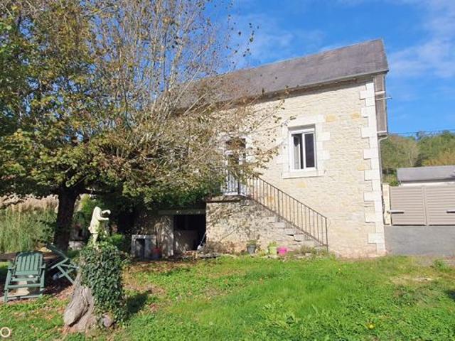 Dordogne 24570 Le Lardin St Lazare Maison en Pierre de 124m2 avec 3 chambres