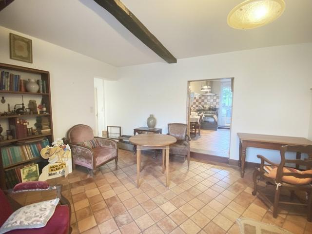 DORDOGNE CHARMANTE MAISON EN PIERRE RENOVEE à MANZAC SUR VERN