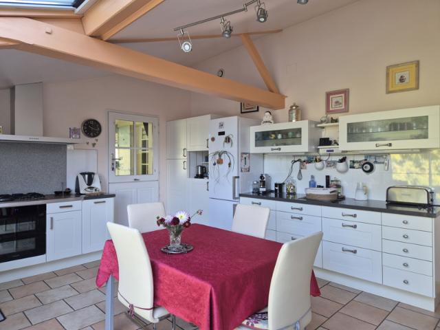 Dordogne, Périgueux, Montagrier, Maison de plain pied 205 m2