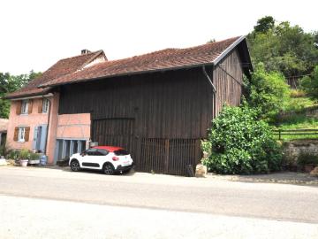 Dorfhaus mit Charme in Beurnevésin