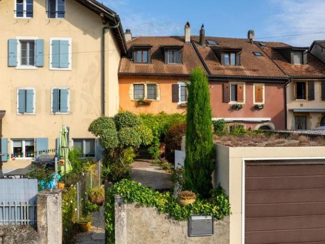 Dorfhaus mit Charme, 100 m vom Hafen von Concise entfernt