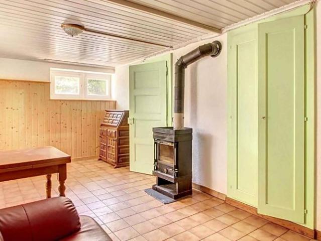 Dorfhaus mit Renovierungsprojekt