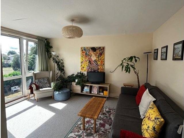 Doric Court, Beckenham BR3, 2 bed flat to rent, £1,680 pcm | PrimeLocation