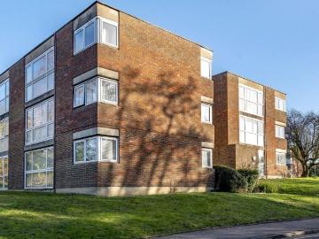 Dormans Close, Northwood HA6, 2 bed flat to rent, £1,650 pcm | PrimeLocation
