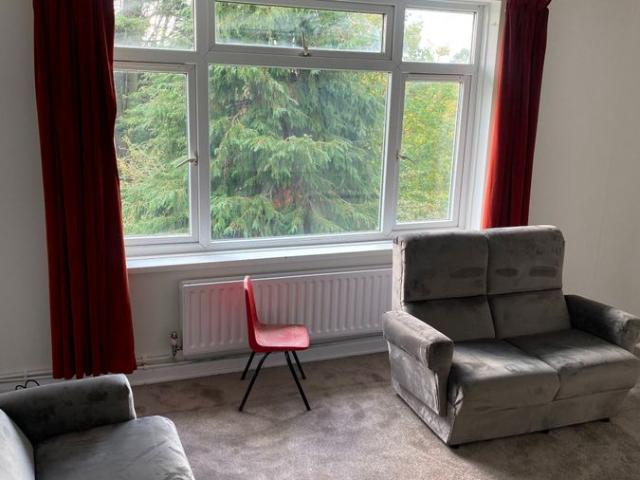 Dormers Wells House, Larch Crescent, Hayes UB4, 2 bed flat to rent, £1,900 pcm | PrimeLocation