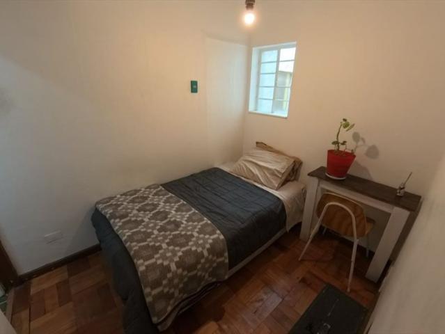 DORMITORIO/BAÑO PRIVADO Metro U de Chile