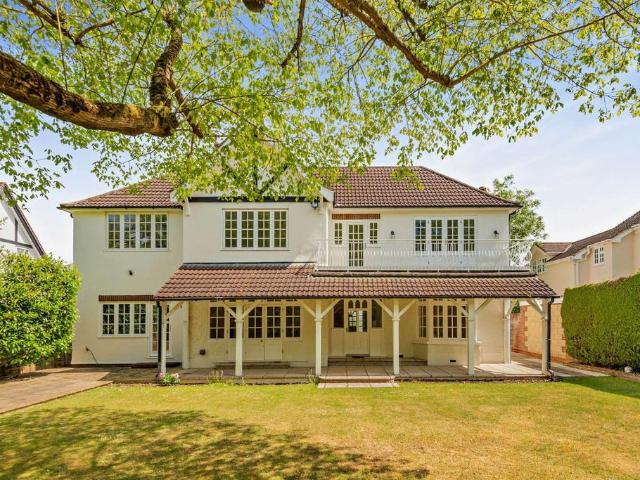 Dorney Reach Road, Dorney Reach. 6 bed detached house to rent £6,750 pcm £1,558 pw