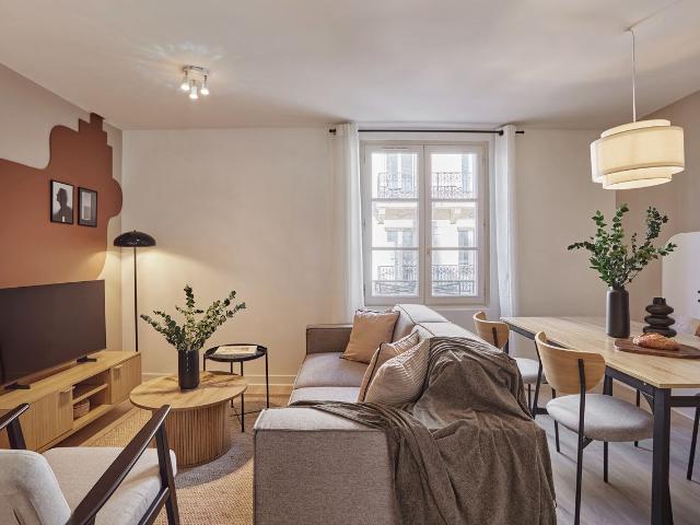 Dorothea 1 bedroom in Odéon, Paris Amsterdam Apartments for Rent