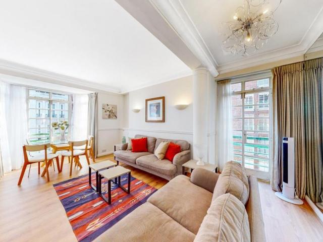 Dorset House, Gloucester Place. 3 bed apartment to rent £3,900 pcm £900 pw