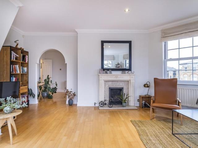 Dorset Square, London NW1 2 bed apartment to rent £4,398 pcm £1,015 pw