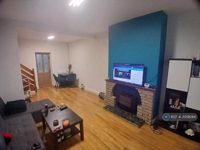 Dorset Street, Hull, HU4 2 bed terraced house to rent £700 pcm £162 pw