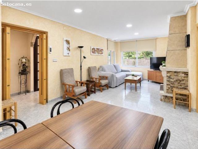DOS CHALETS CON PISCINA, LA MATANZA, ORIHUELA