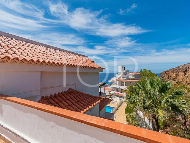 Amplio apartamento con espectaculares vistas en zona inmejor. 154m² Playa de los Cristianos