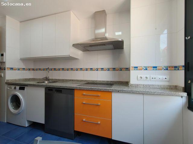 DOS dormitorios DOS baños con muebles en el centro de Villa del Prado