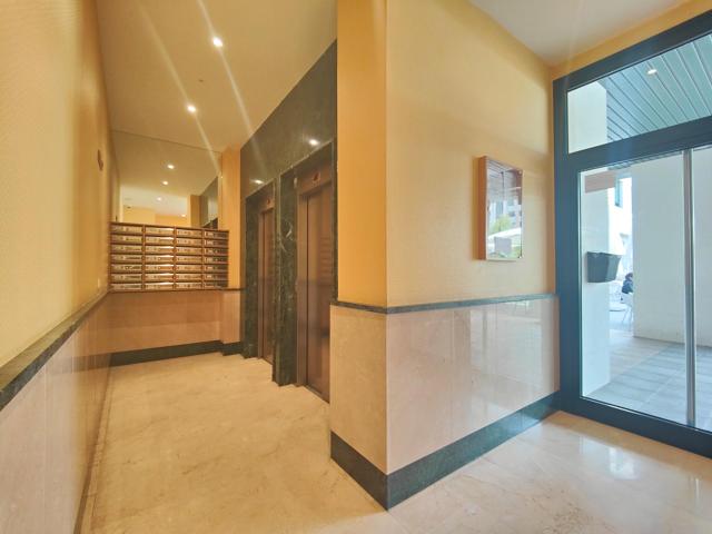 DOS dormitorios DOS baños con muebles en el centro de Villa del Prado