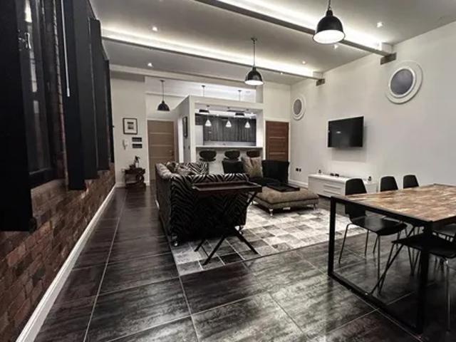 Dotted Eyes, 67 71 Northwood Street, Birmingham, B3 1TX, United Kingdom | 3 bed apartment for rent #115641660 | Rentberry