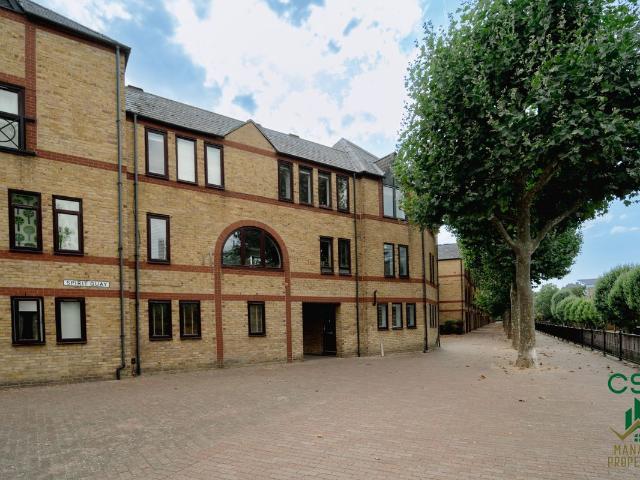 Douthwaite Square, London E1W, 1 bed flat to rent, £1,700 pcm | PrimeLocation