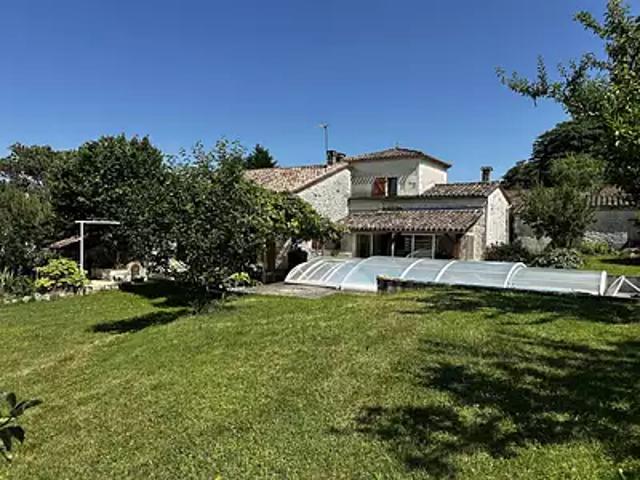 Douzains 47330 Achat / Vente maison 6 pièces t6 piscine parking