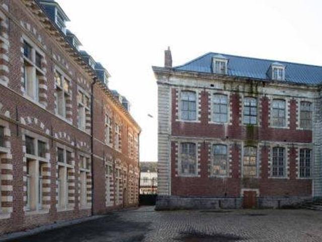 Douai à 400 mètres du centre commerçant