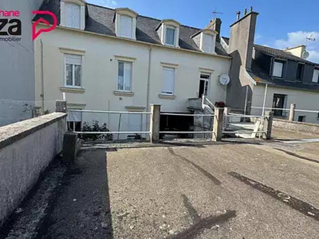 Douarnenez 29100 Achat / Vente maison 6 pièces t6 au dernier étage