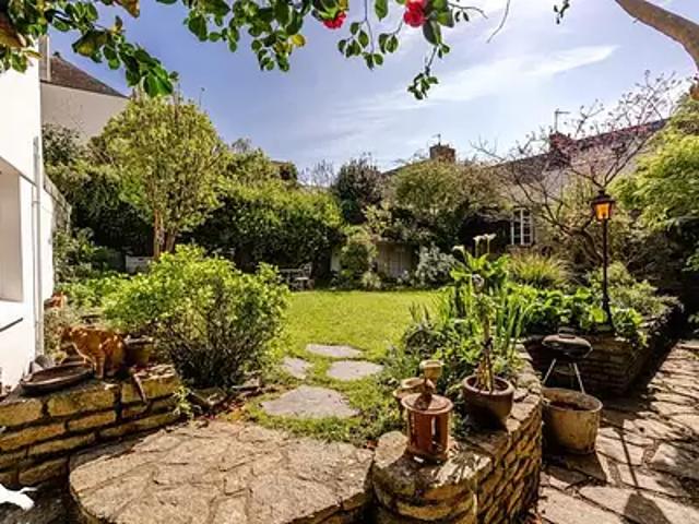 Douarnenez 29100 Achat / Vente maison 9 pièces t9