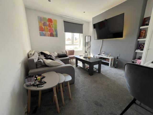 Double Bed Flat near Woolwich Arsenal || Incl Bill
