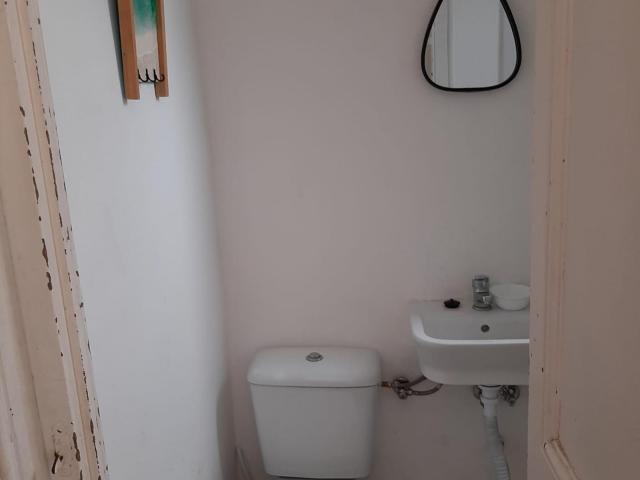 Double bedroom, with private bathroom, in 4 bedroom apartment