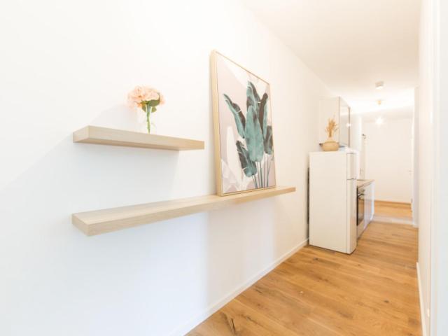Double bedroom in 3 bedroom apartment