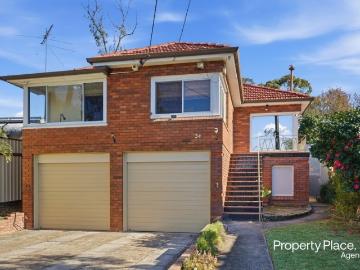 Double Brick Family Home on 740m2 !