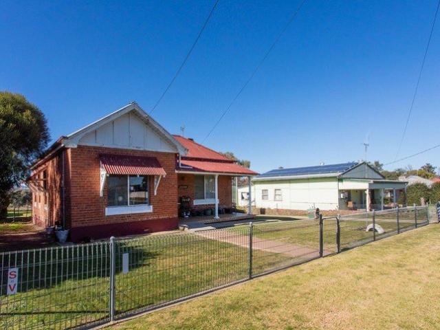 Double Brick Home on Oversized 1,612m2 Block