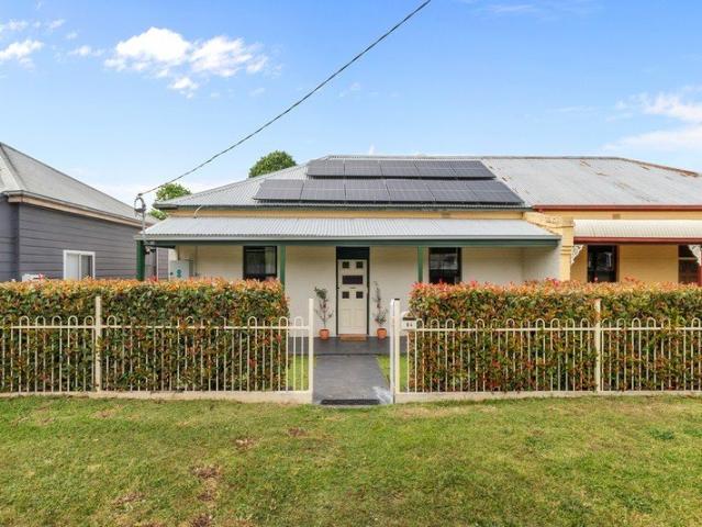 DOUBLE BRICK SEMI WITH LOADS OF POTENTIAL