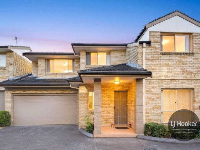 Double Brick Townhouse Offering Space, Comfort & Convenience