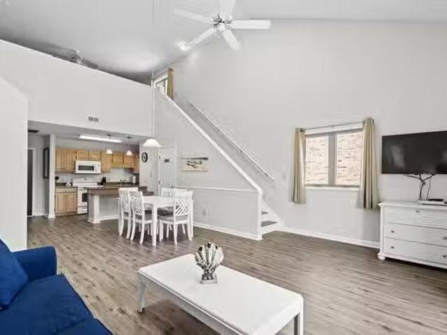 Double Eagle Drive