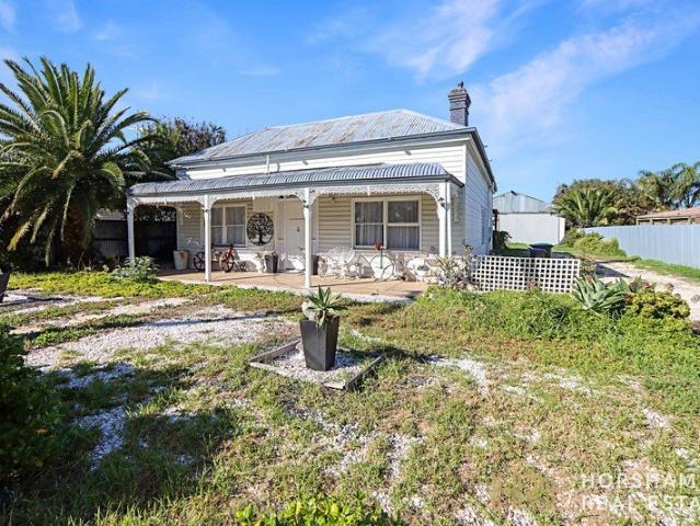 Double Fronted Character Cottage