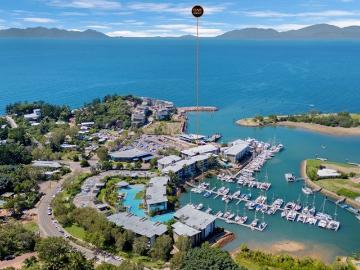 Double income island dream Dual key apartment